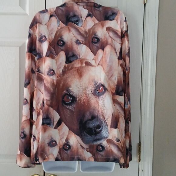 Dog Face Dog print button down long sleeve top Sz L NWOT - Picture 4 of 5